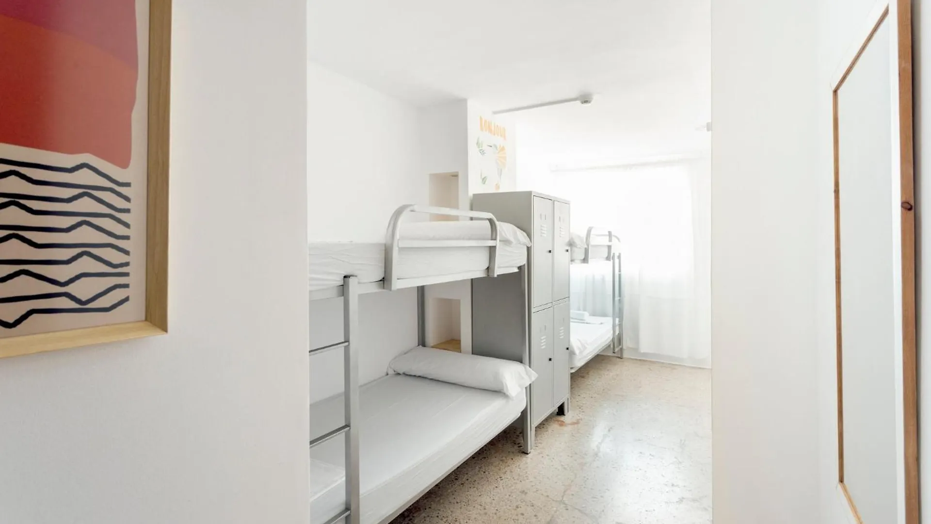 Casa Jam Barcelona Hostel