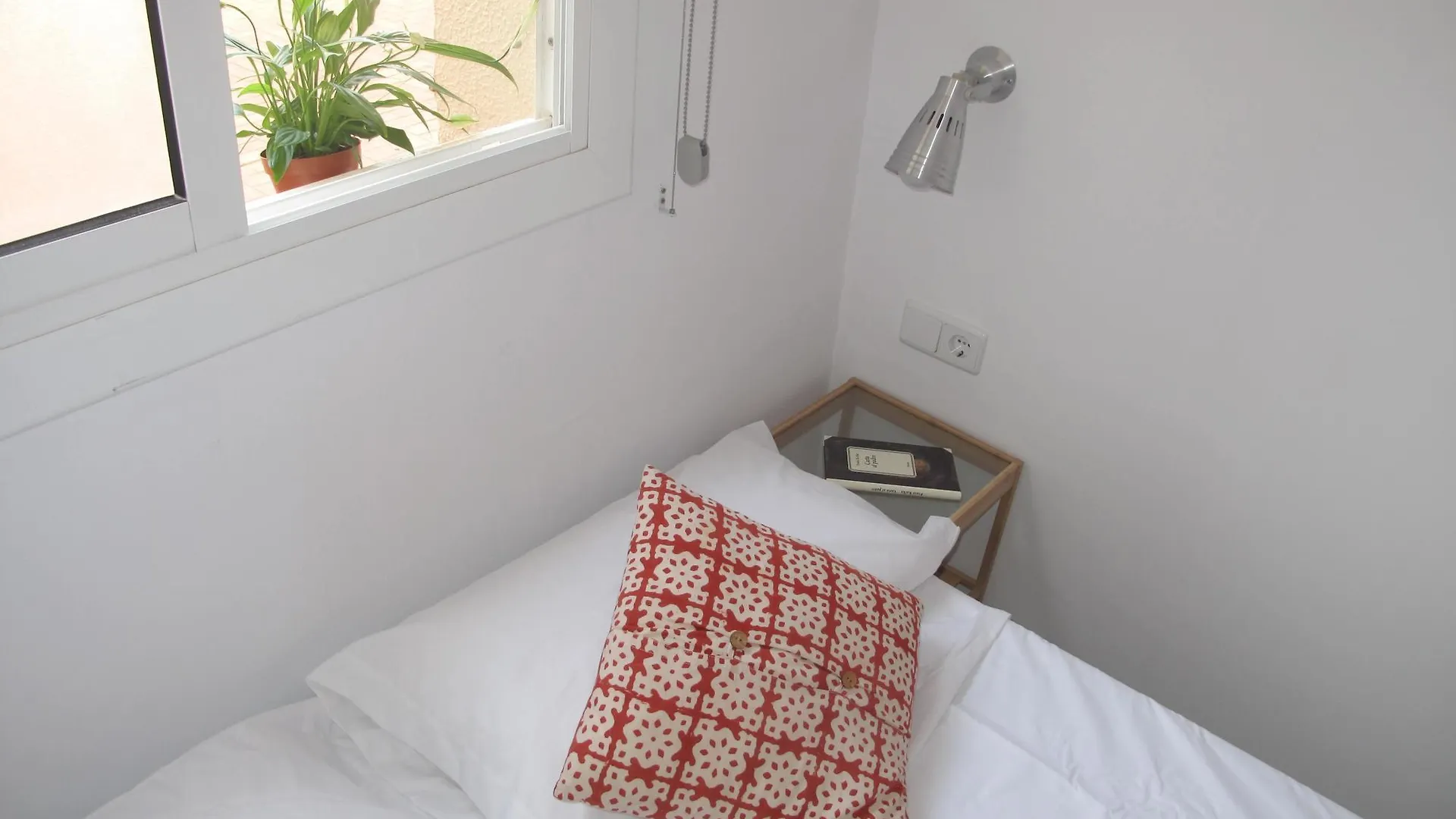 Casa Jam Barcelona Hostel